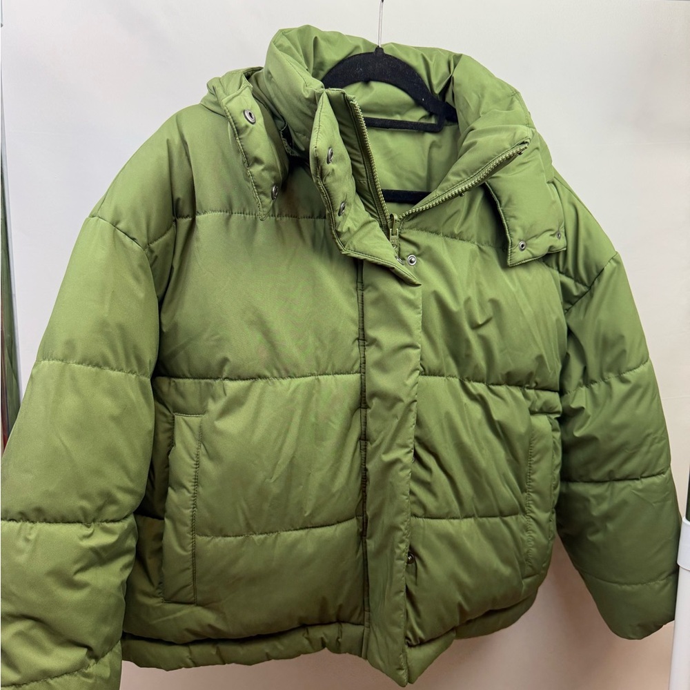 American Eagle Green Puffer‎ Jacket | Size S & M) | NWT